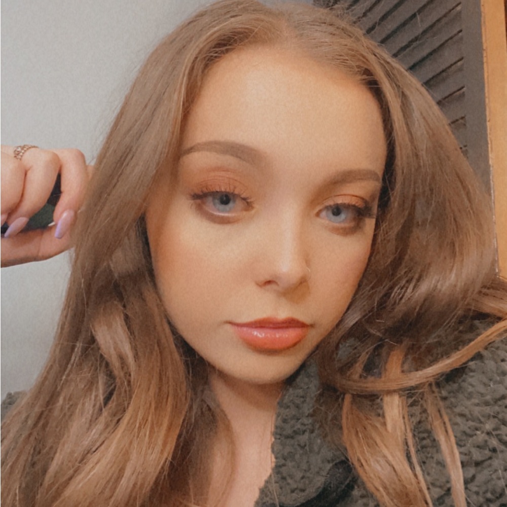 Meet your Posher, Ciera
